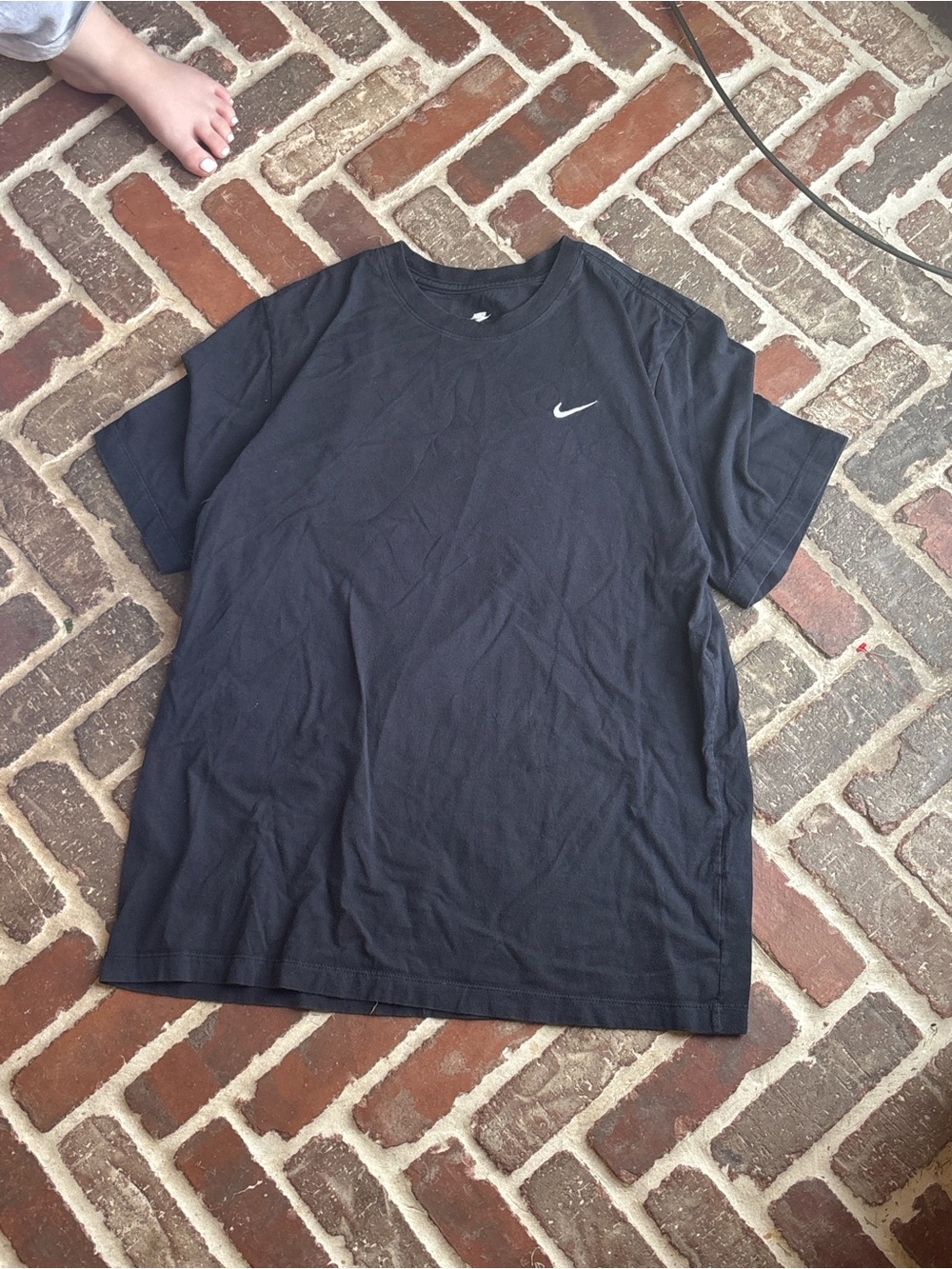 Vintage Nike Black Short-Sleeve Crew T-Shirt with White Swoosh